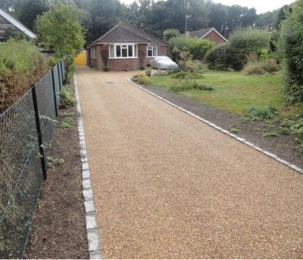 Resin bonded driveway